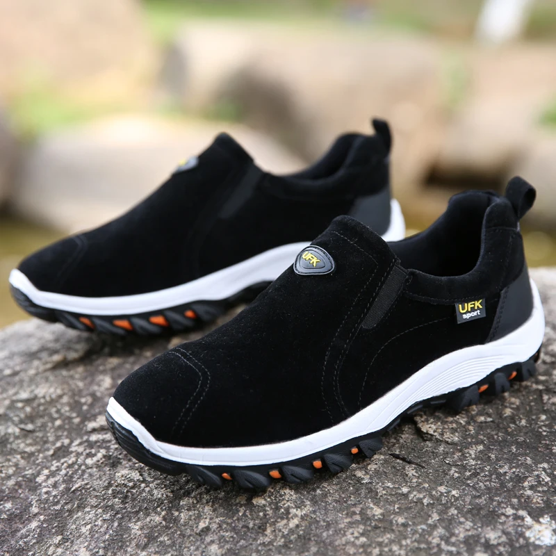 Anti-slip Outdoor Men's Sneakers - Image 9