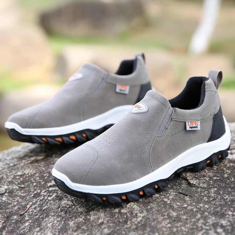 Anti-slip Outdoor Men's Sneakers - Image 12